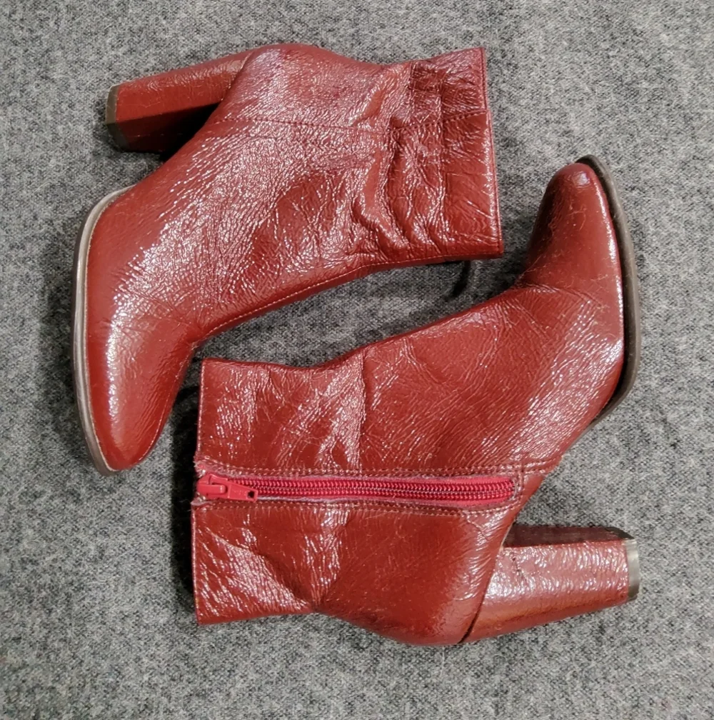 JJ Jeune & Jolie Patent Leather Booties Size 36/5,5
